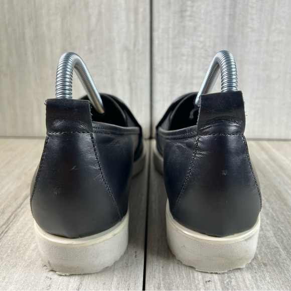 Everlane The Leather Street Shoe Pointed Slip On Black Sneaker Women's Size 7.5 - Picture 7 of 10